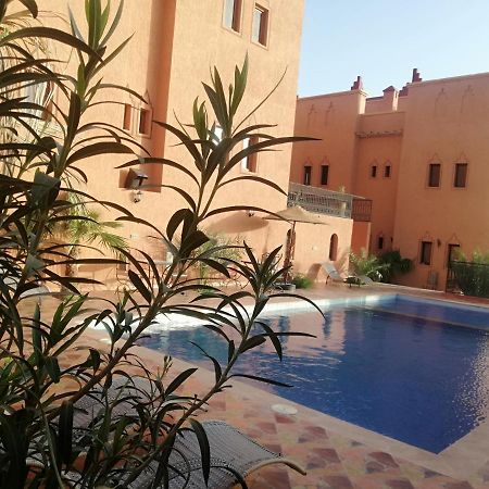 Готель Riad Ouinz Айт-Бен-Хадду Екстер'єр фото